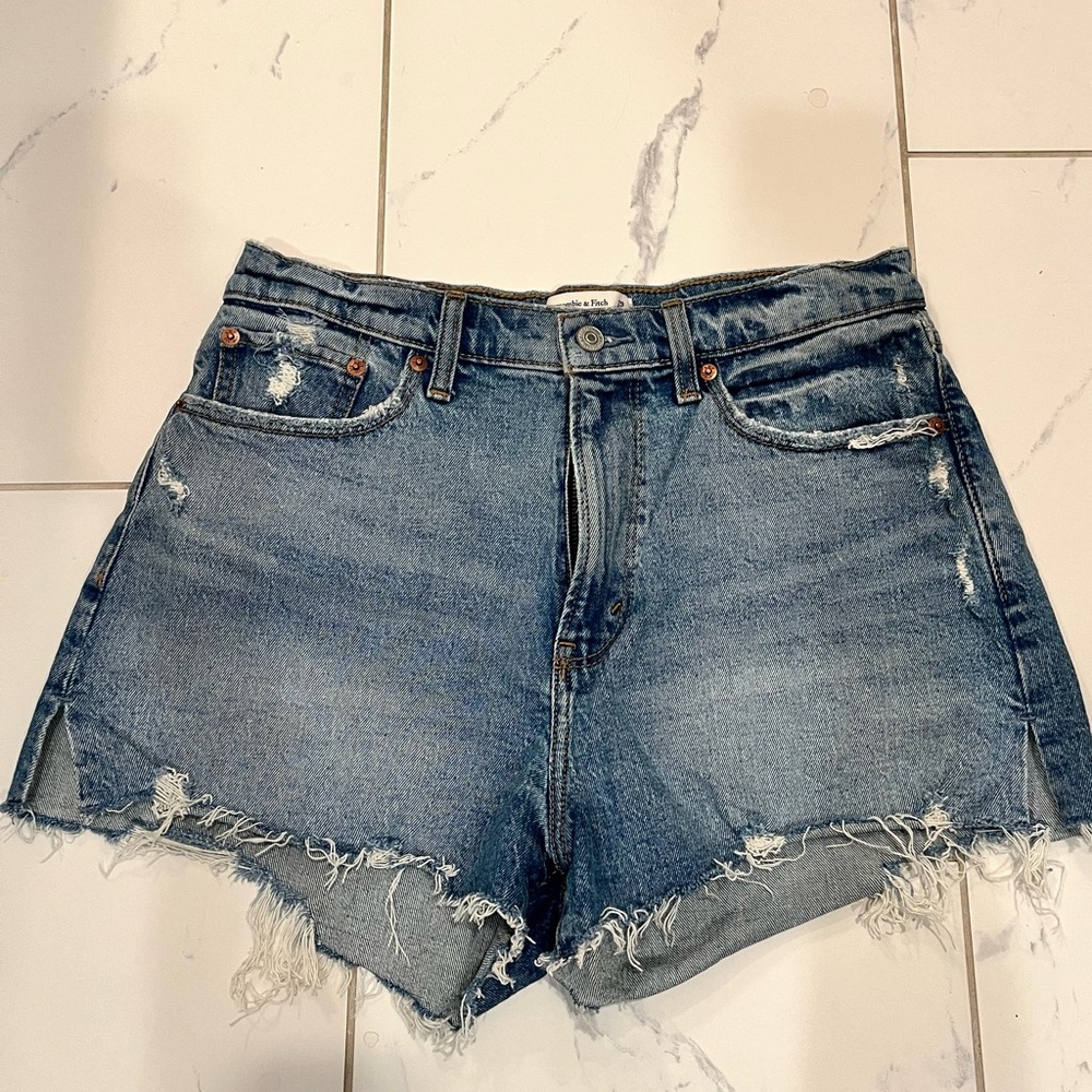 Abercrombie & Fitch The Mom High Rise Jean Shorts Distressed